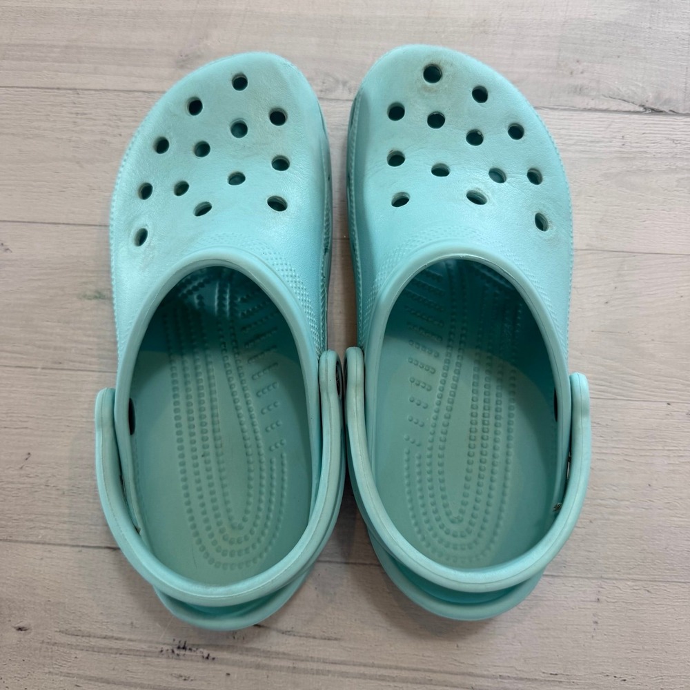 Croc class clog unisex‎ light blue men 6 womens 8